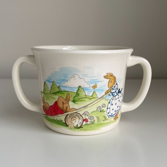 Vintage Bunnykins Double-Handled Children’s Cup - Picture 2 of 2